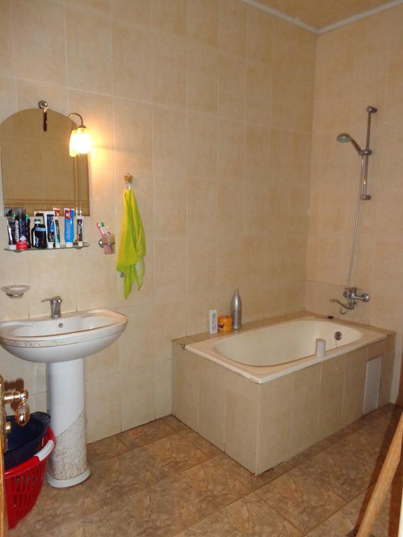 Готель Private House In Батумі Номер фото