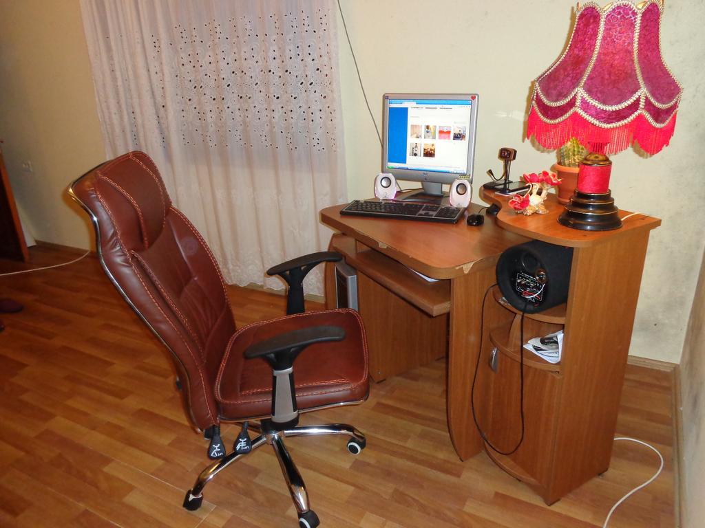 Готель Private House In Батумі Номер фото